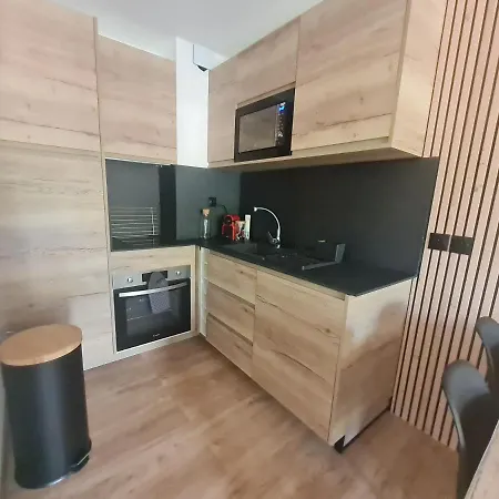 2 Pieces Centre Station Apartment Valberg